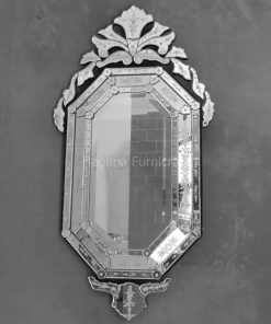 Alternative view of Modern Mirror MVM-0038