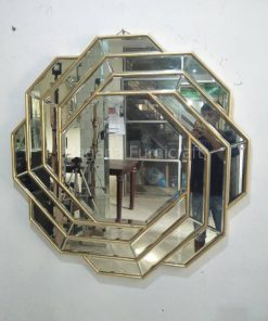 Alternative view of Modern Mirror MVM-0053